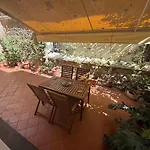 Casa Nikos Athens