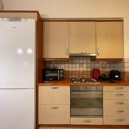 Casa Nikos Daire Atina